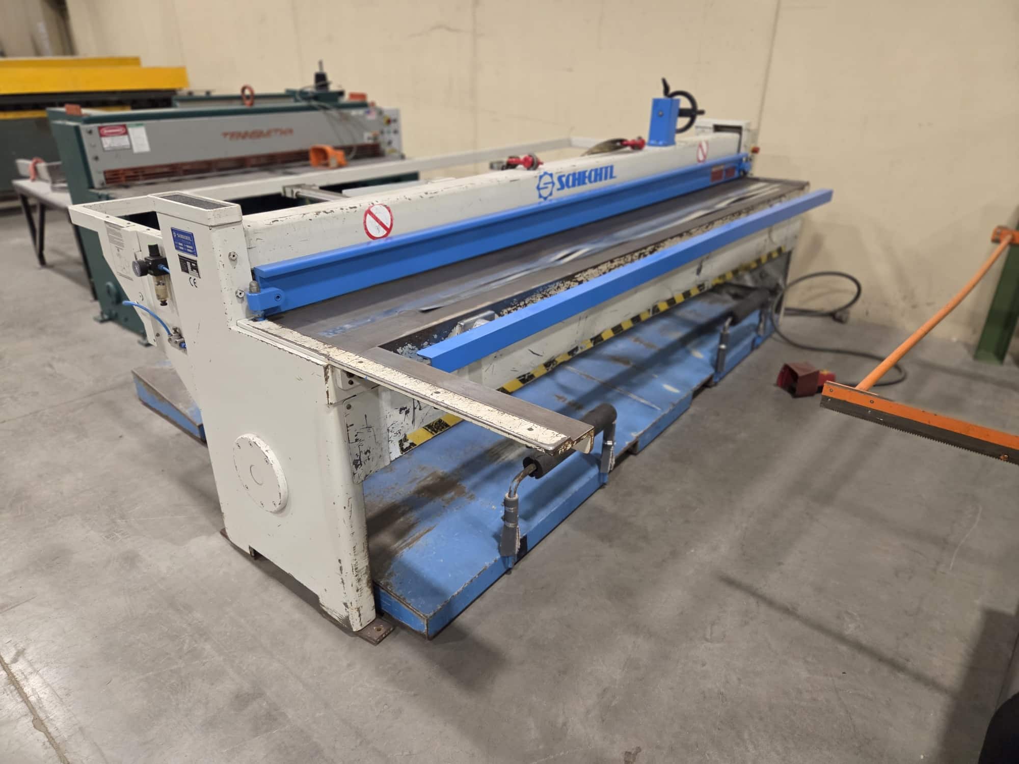 Schechtl SMT 310/BV (10′ x 16ga.) Shear S/N 6017