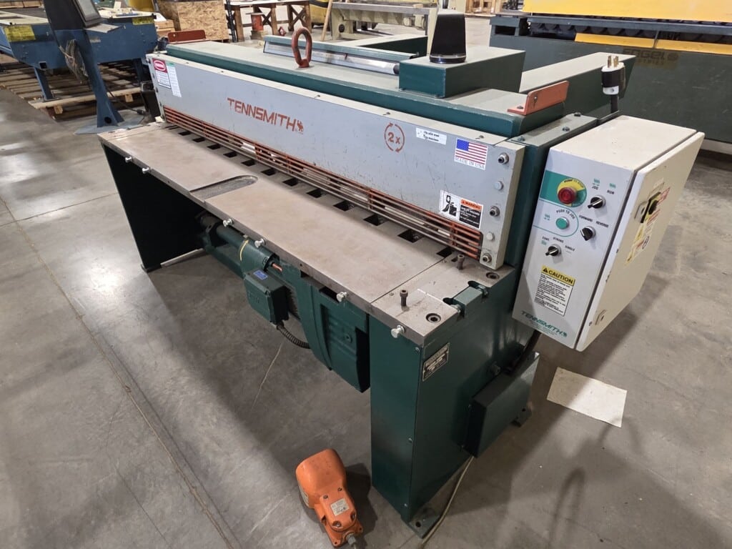 Tennsmith LM610 (6′ x 10ga.) Power Shear w/ 30″ manual backgauge, 2 front sheet supports, 5′ squaring arm wired 230V/3ph
