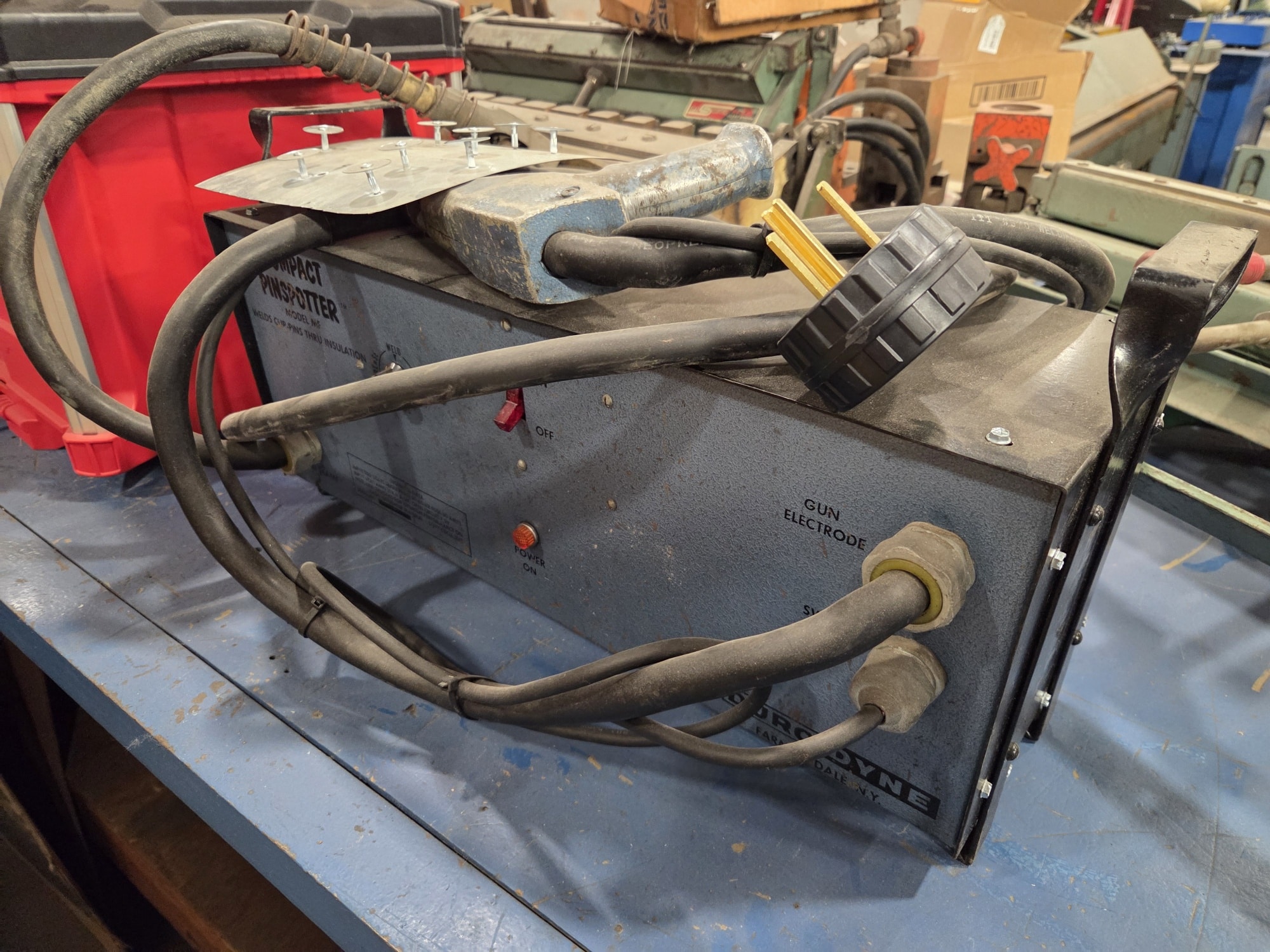 Duro Dyne MFPT Portable Pinspotter Wired 220V/1ph