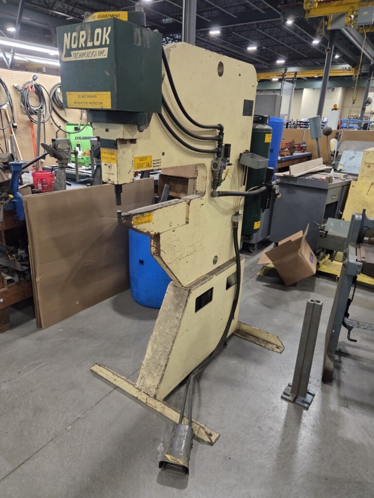 Norlok Sure-Lok II Model FMDSL 241 24″ throat