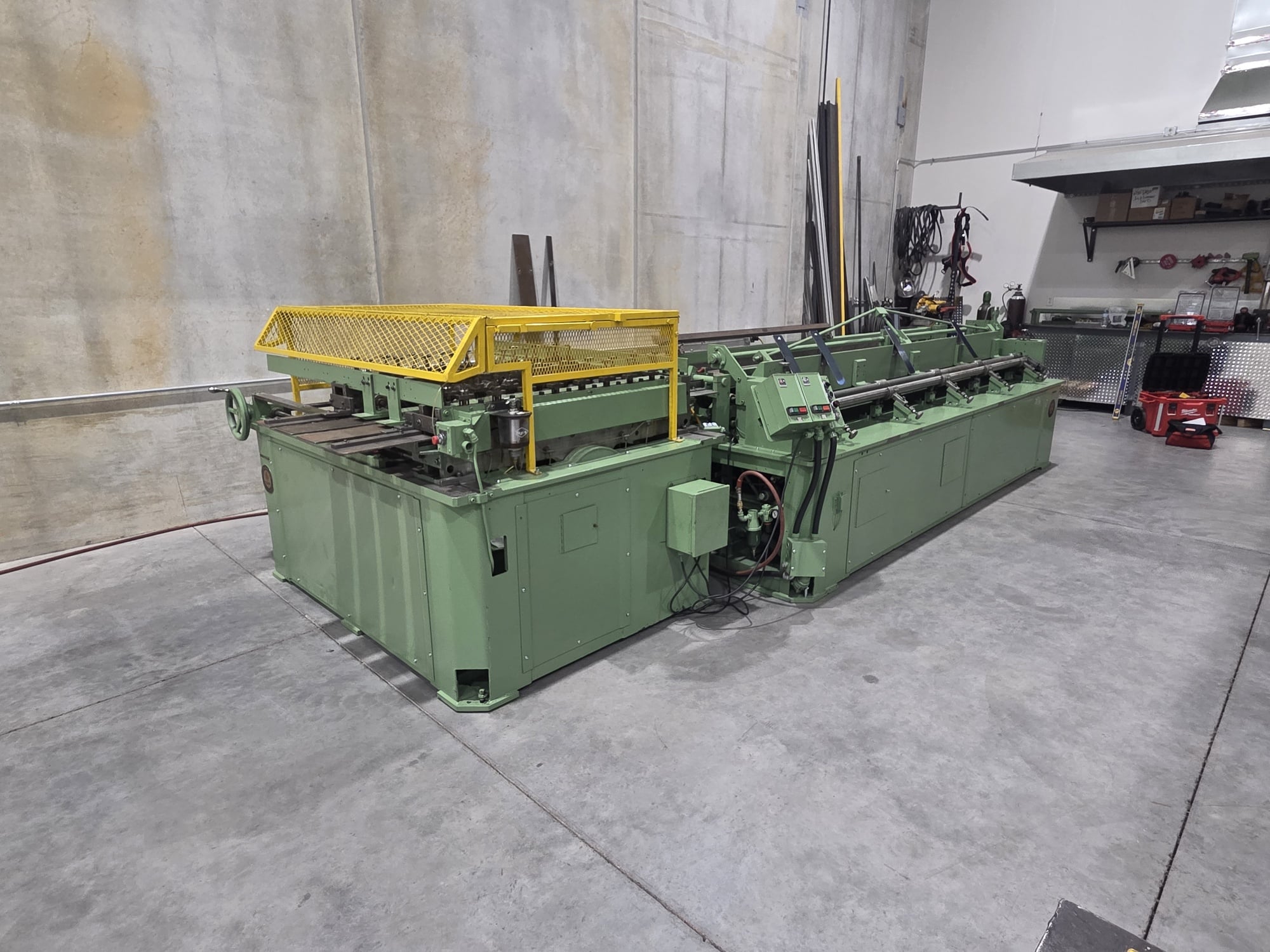 Nor Service / Maplewood 10′ Snap Pipe Line Consisting of Panel Duplex Rollformer, 10′ transfer table, 10′ Pipe Roller w/ Bead & Crimp, Wired 230V/3ph