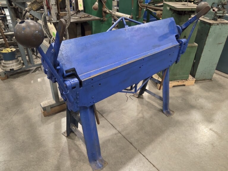Whitney Jensen Model 416 (4′ x 16ga.) Handbrake (Single Handle Open / Close) Floor Model s/n34638