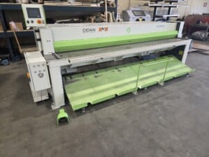 Cidan Shear Model Rapido 32 (126″ x 13ga.) Year 2021 Comes w/ 30″ Power Back Gauge, Front Return Package Consisting Of Front Drop Cart, Rear Material Sheet Supports, Wired 230V/3ph.