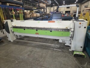 Cidan Model F32 Folder Year 2021 (126″ x 16ga.) s/n 87907-10 Comes w/ Small & Large Bending Bars, 40″ Back Gauge, Manual Crowning, Wired 230V/3ph