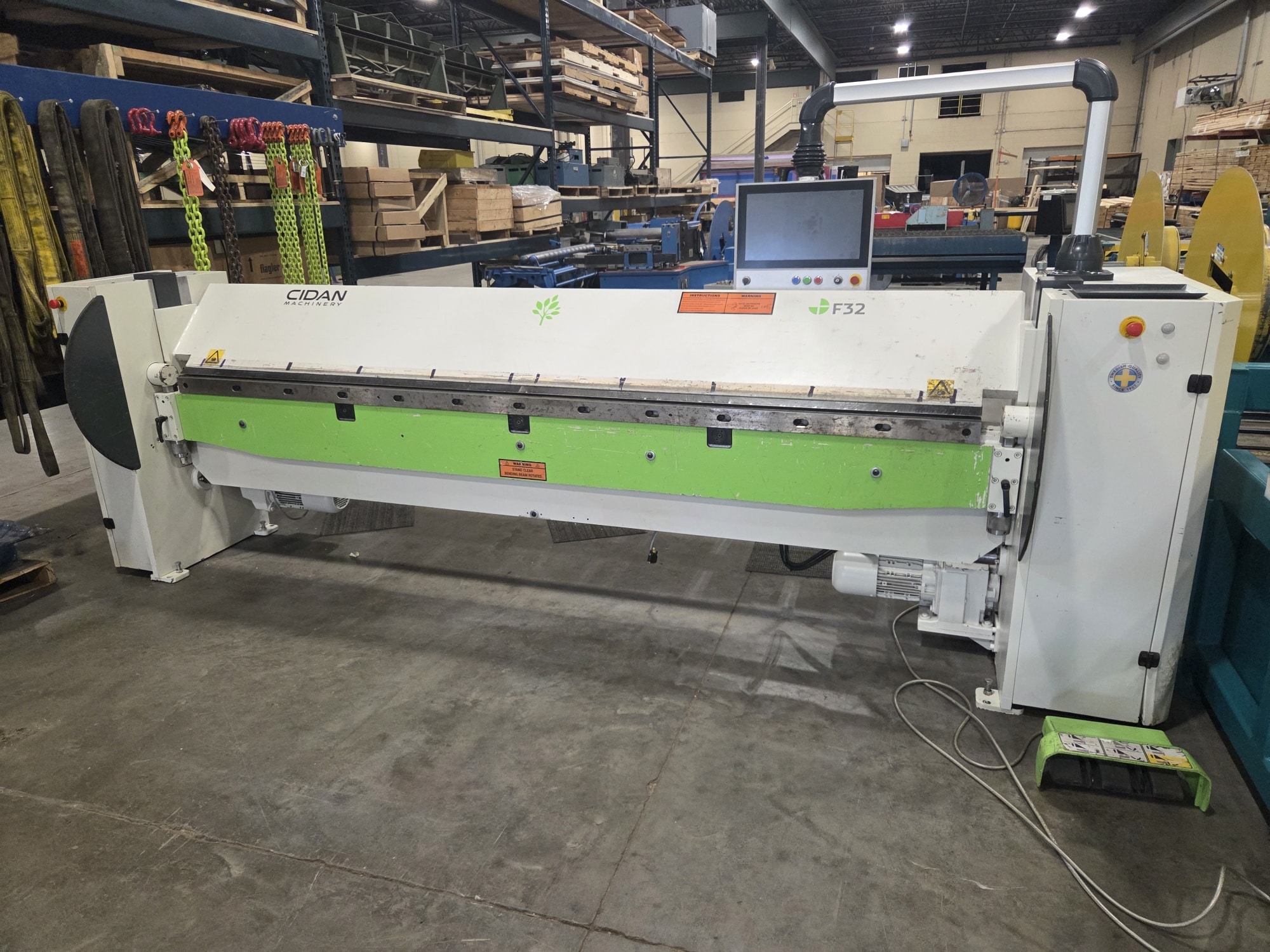 Cidan Model F32 Folder Year 2021 (126″ x 16ga.) s/n 87907-10 Comes w/ Small & Large Bending Bars, 40″ Back Gauge, Manual Crowning, Wired 230V/3ph