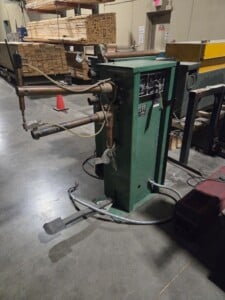 Western Arctronics 15 KVA Spotwelder w/ Manual Foot Treadle, 24″ Arms s/nGB031 Wired 230V/1ph